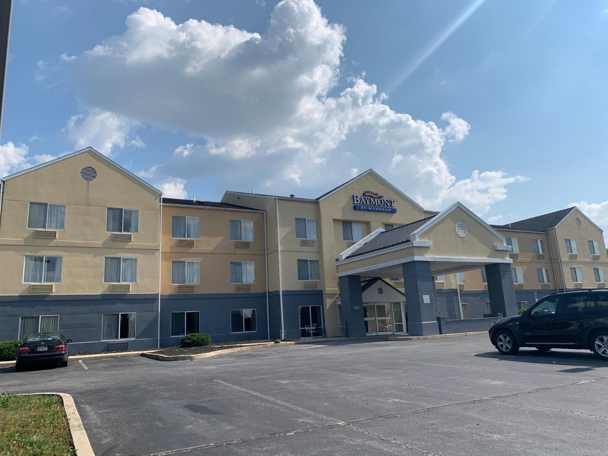 Baymont By Wyndham Chambersburg Hotel Exterior photo