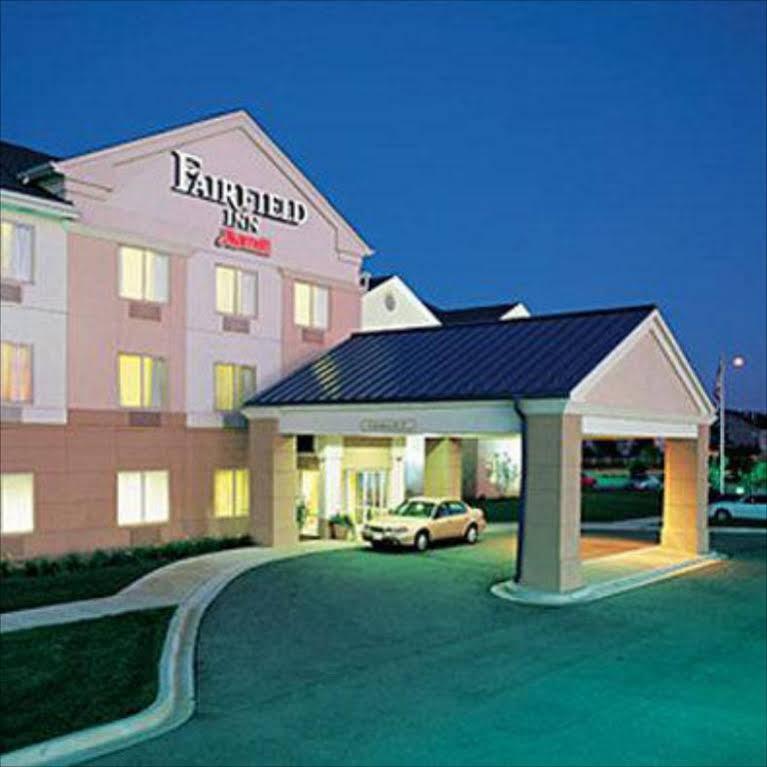 Baymont By Wyndham Chambersburg Hotel Exterior photo